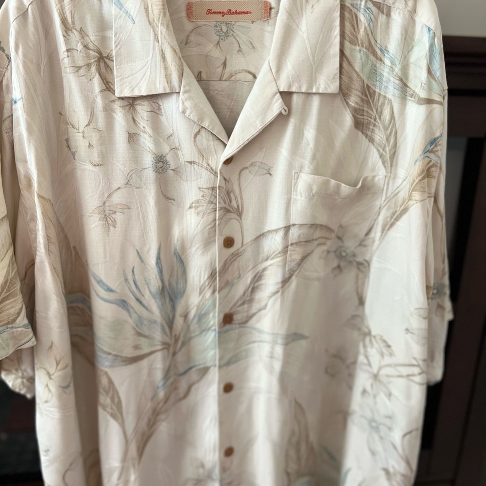 Tommy Bahama Beige and Blue Floral Men's Shirt